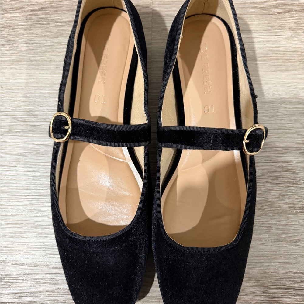 Joe Fresh Black Velvet Flats with Gold Buckle - Picture 2 of 5